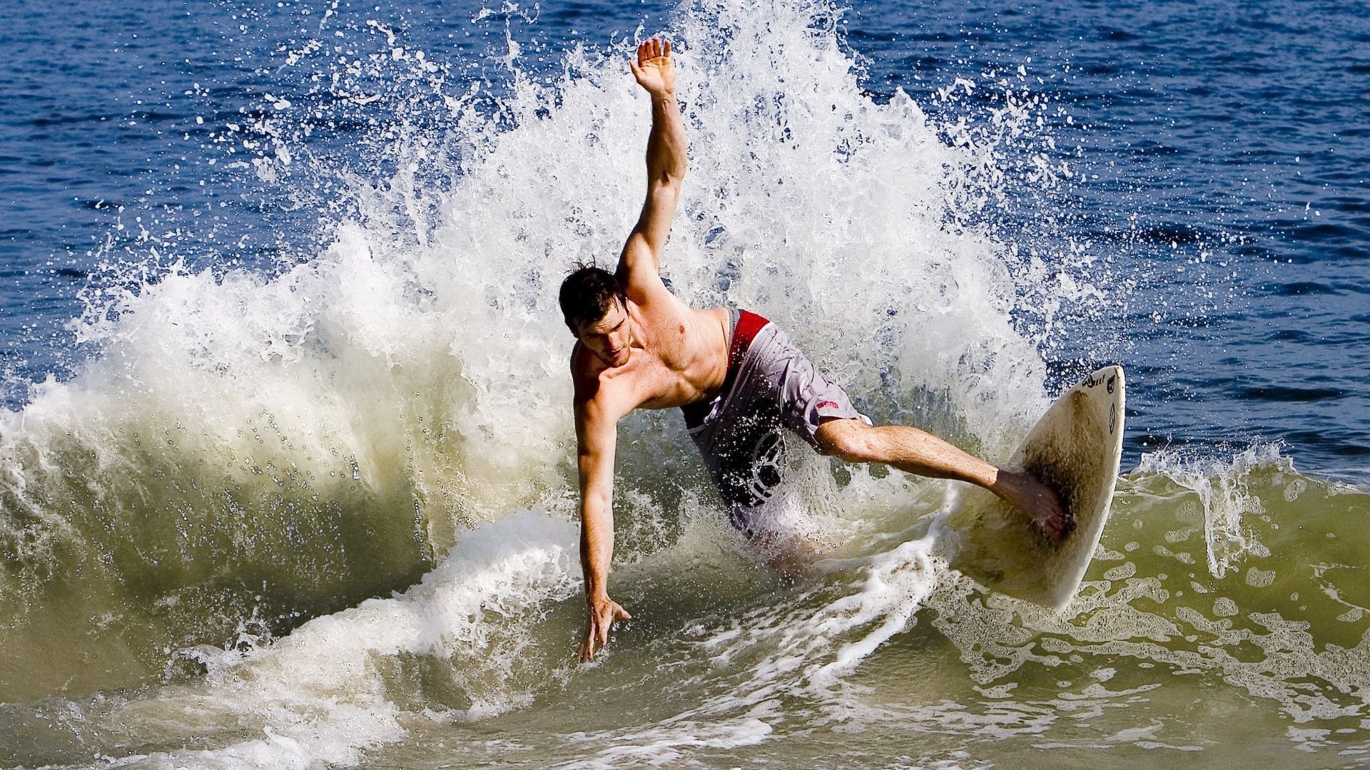 kaiyun.com-中国男篮保持高强度训练 提升体能水平，中国男篮身体素质太弱