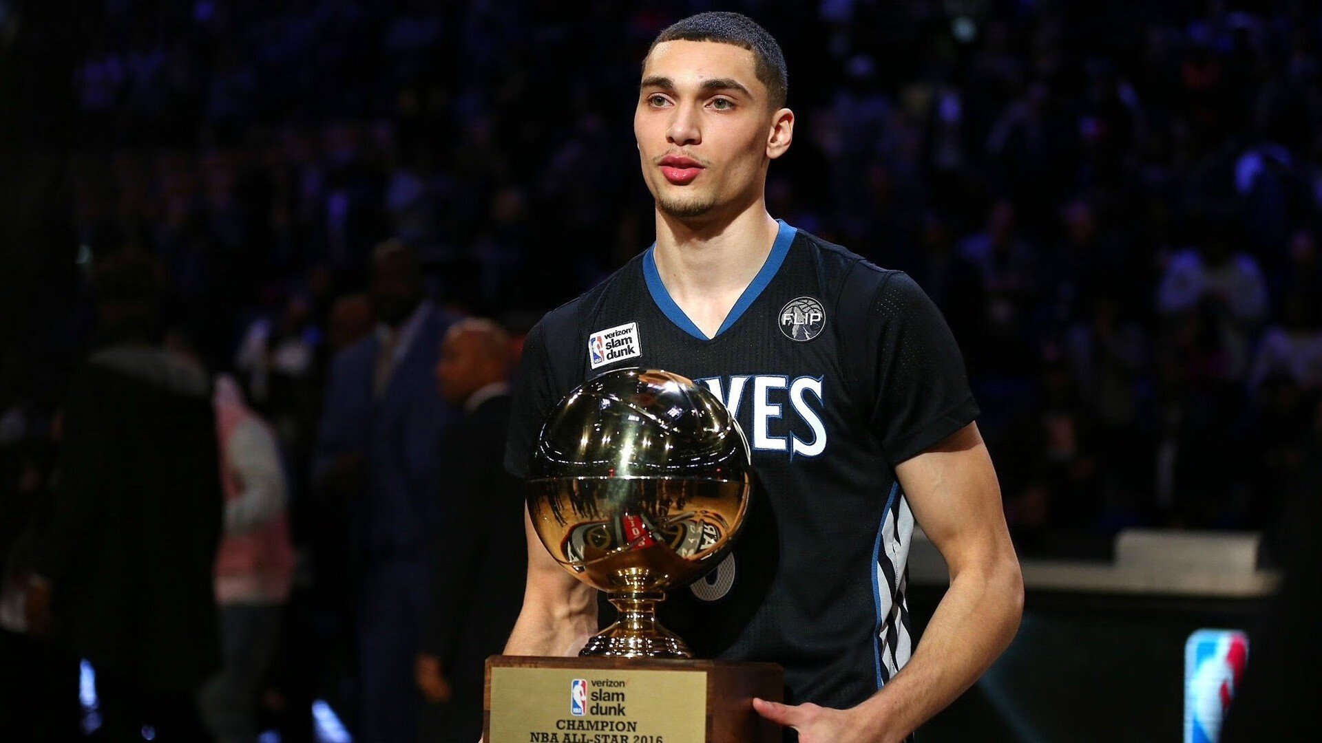 劳尔：从金童到老将，伯纳乌王子的坚守，劳尔为什么叫伯纳乌王子